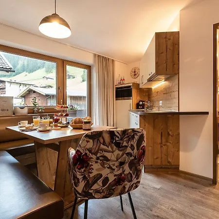 Haus Kreidl * Тукс